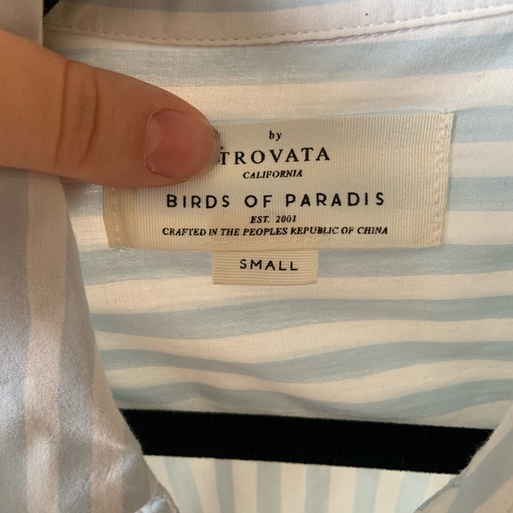 “Trovata by Birds of Paradis” Grace Classic Shirt Aquifer Stripe. Size Small. - Picture 3 of 3